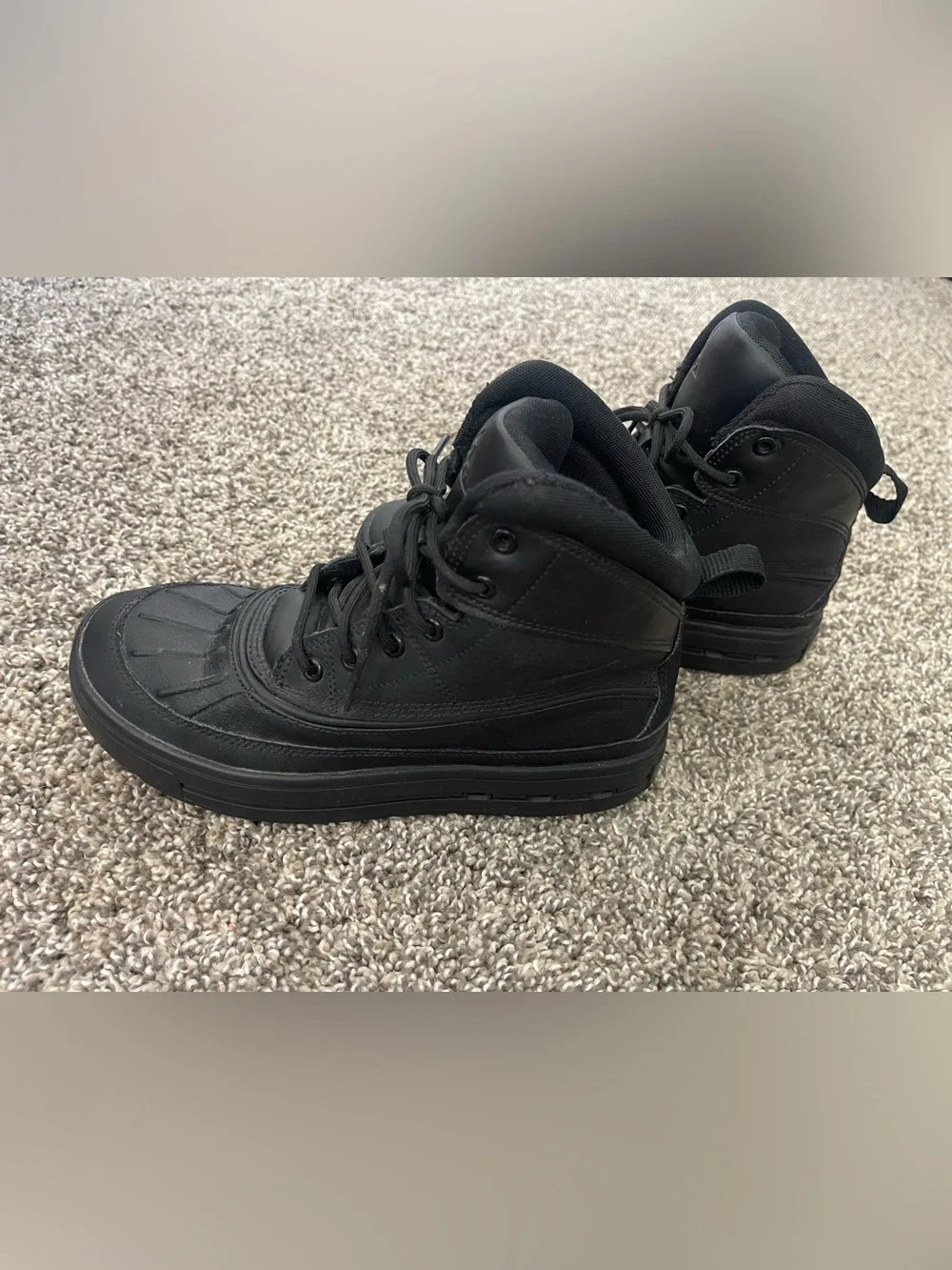 Youth Nike Woodside 2 High PS Triple Black Boots Size 4Y